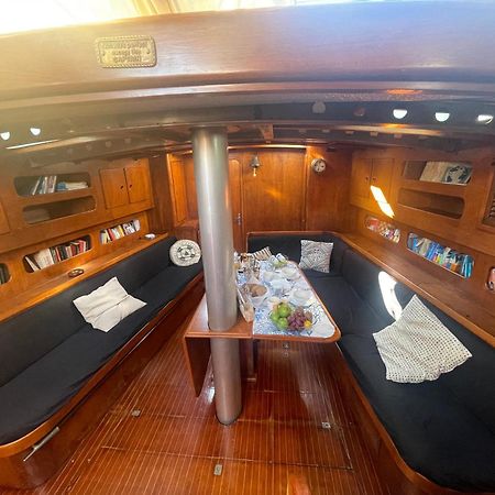 Sailboat B&B On Board Κατάνια Εξωτερικό φωτογραφία