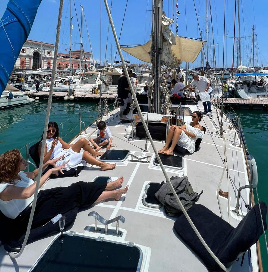 Sailboat B&B On Board Κατάνια Εξωτερικό φωτογραφία