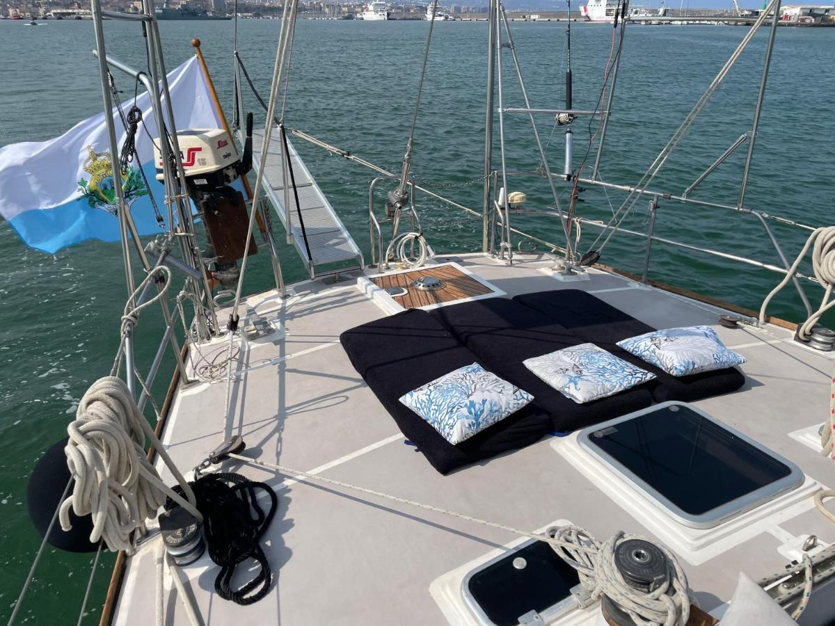 Sailboat B&B On Board Κατάνια Εξωτερικό φωτογραφία