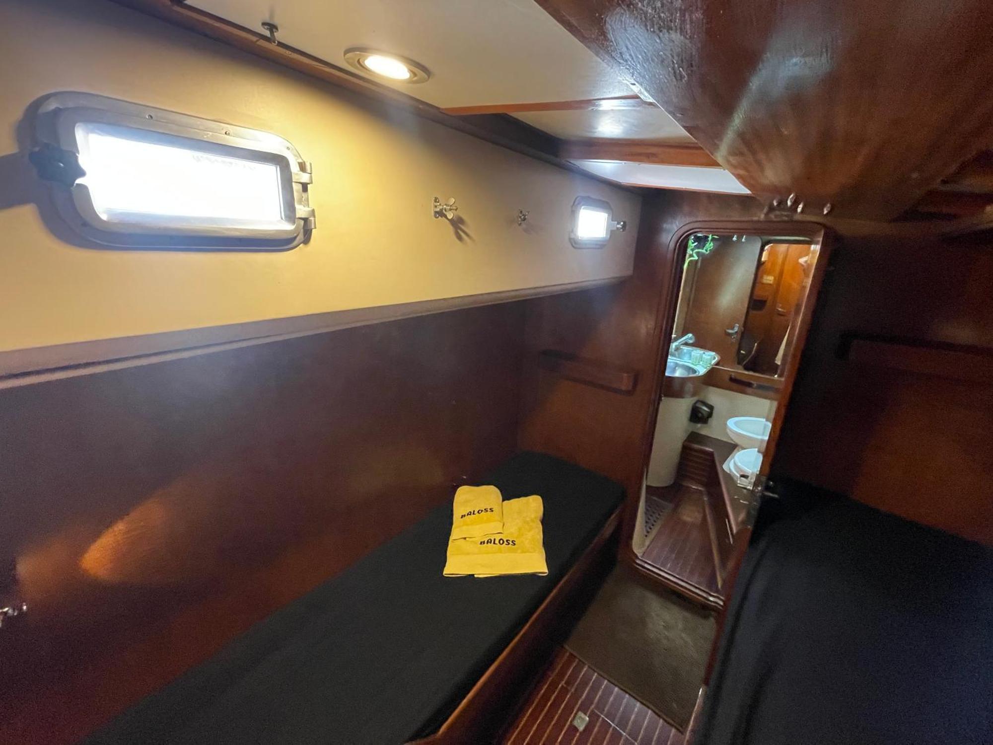 Sailboat B&B On Board Κατάνια Εξωτερικό φωτογραφία