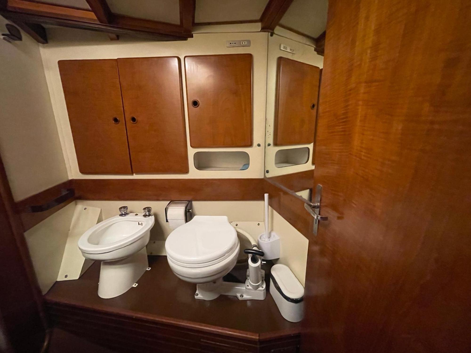 Sailboat B&B On Board Κατάνια Εξωτερικό φωτογραφία