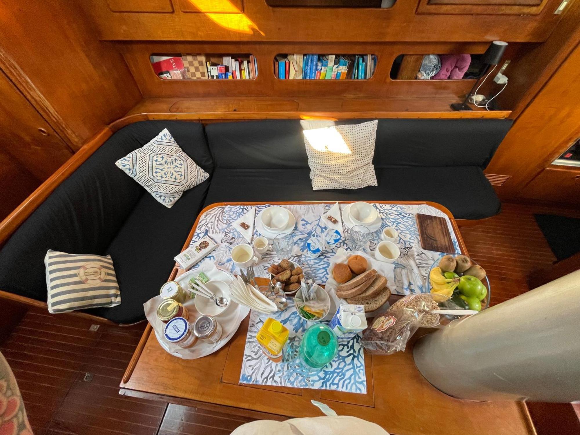 Sailboat B&B On Board Κατάνια Εξωτερικό φωτογραφία