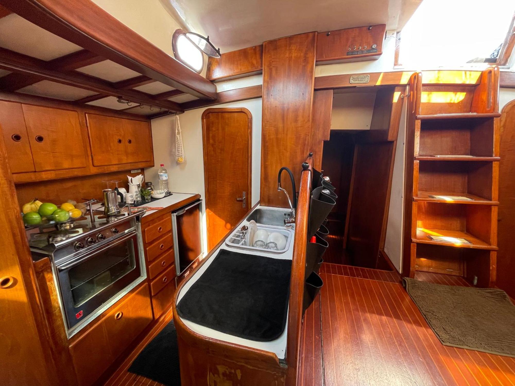Sailboat B&B On Board Κατάνια Εξωτερικό φωτογραφία